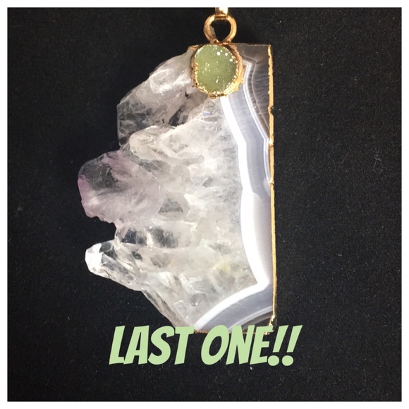 Bondhu Jewelry - 5🌟 Geode necklace